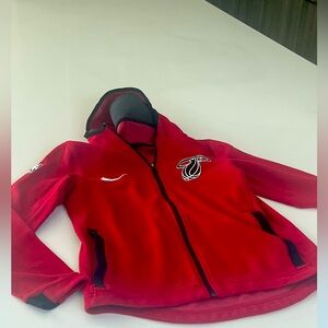 NBA Nike Miami Heat. Hoodie youth medium 10/12